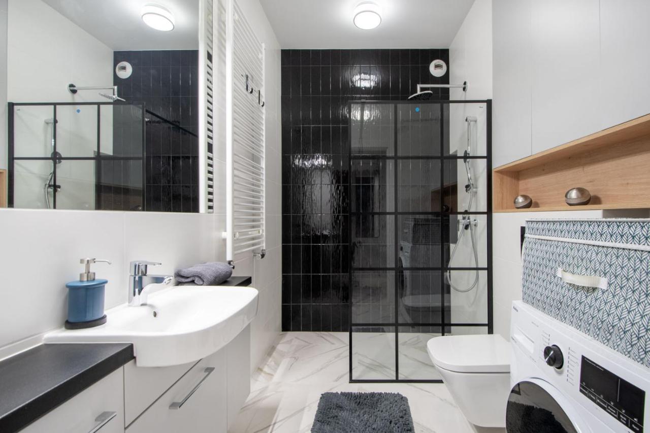 Warsaw Night Apartments Metro Plocka Esterno foto